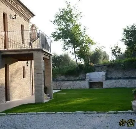 L' Antico Pozzo * Monsampietro Morico